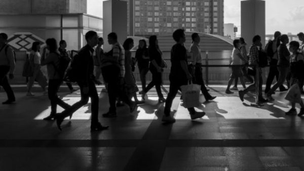 «Πυρ ομαδόν» κατά του Μητσοτάκη που… δεν βλέπει εξαήμερη εργασία