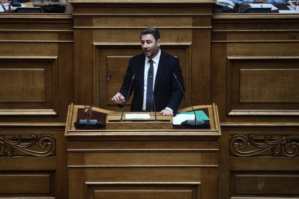 Ανδρουλάκης: Θα ζητήσετε γονυπετής συγγνώμη από τον Δημητριάδη, κ. Χατζηδάκη;