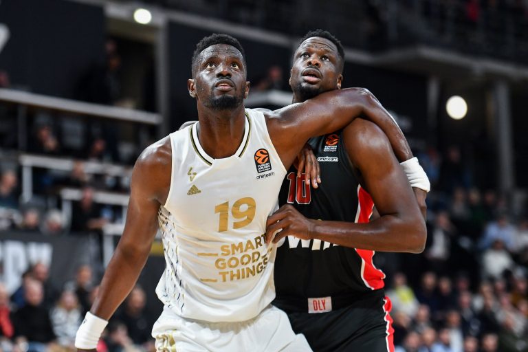 «Υπέγραψε στην Μπαρτσελόνα ο Φαλ»