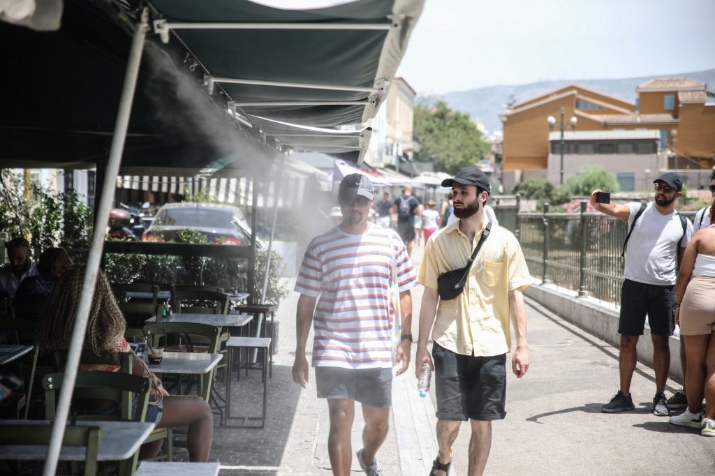 Καιρός: Στο κόκκινο η θερμοκρασία στη χώρα την Πέμπτη – Σε ποιες περιοχές θα αγγίξει τους 40 βαθμούς