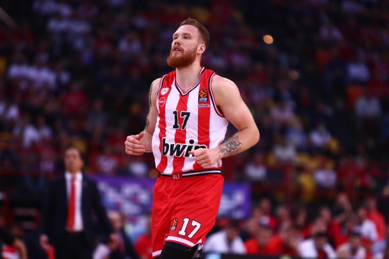 Εξελίξεις με Μπραζντέικις στον Ολυμπιακό