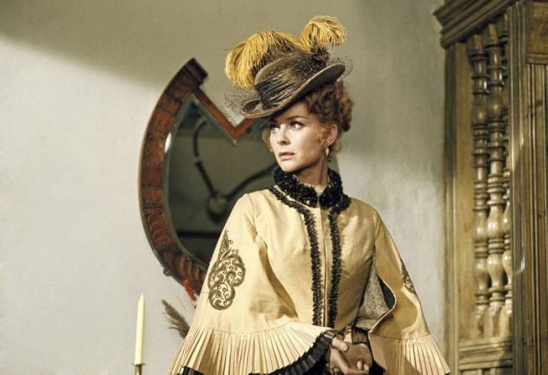 Γιατί οι γυναίκες της βικτωριανής εποχής έβαφαν γαλάζιες τις φλέβες τους;