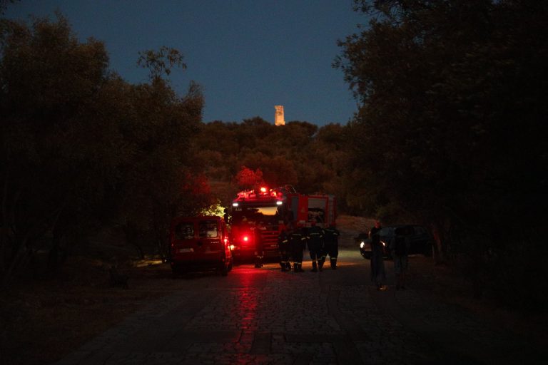 Φωτιά τώρα στου Φιλοπάππου