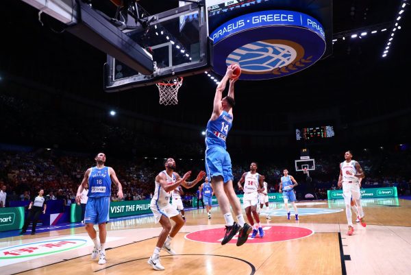 Sold out το ΣΕΦ για το παιχνίδι της Εθνικής με την Αίγυπτο