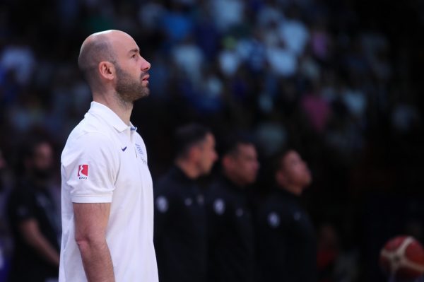 Live Streaming: Η συνέντευξη Τύπου των Αντετοκούνμπο και Σπανούλη