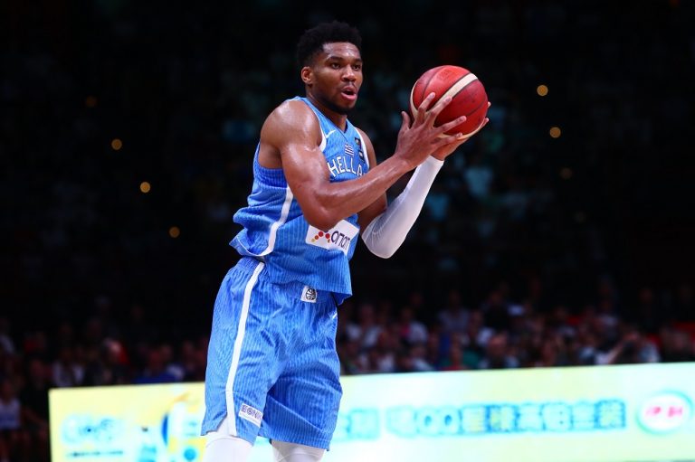 Αντετοκούνμπο: «Ήθελα να παίξω στους Ολυμπιακούς Αγώνες από παιδί – Θα ήταν τιμή να είμαι σημαιοφόρος»