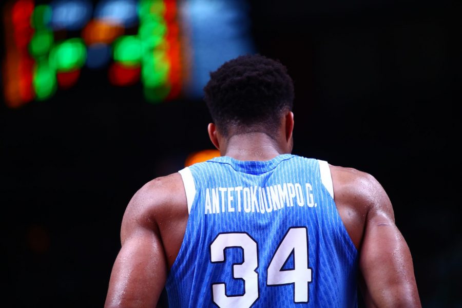 Βούρκωσε ο Γιάννης στην αποθέωση του κόσμου (vid)