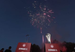 «Ερυθρόλευκος χαμός» και στην Καρδίτσα για τις ευρωπαϊκές κούπες του Ολυμπιακού (pics)