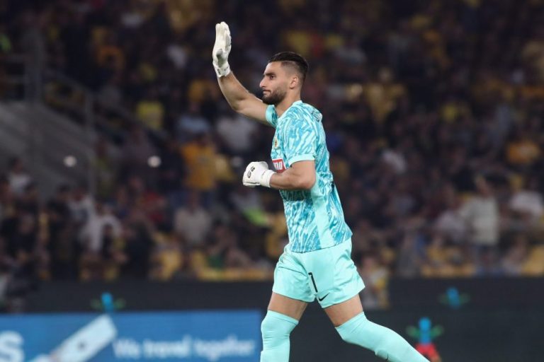 ΑΕΚ: Πάει με Στρακόσα-Θεοχάρη και περιμένει Μπρινιόλι