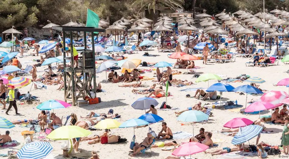 Πώς μπορεί να αντιμετωπιστεί ο υπερτουρισμός;