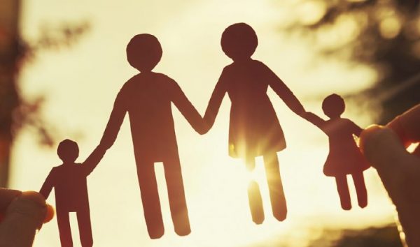 Επίδομα παιδιού: Πότε θα καταβληθεί η γ’ δόση – Ποιο το χάνουν