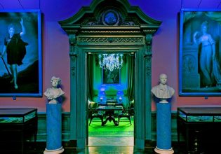 Oι Τζούντι Ντεντς και Σίαν Φίλιπς είναι οι πρώτες γυναίκες μέλη του ιστορικού Garrick Club του Λονδίνου