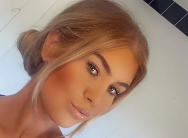 Η ανατριχιαστική στιγμή που αφήνει την αρραβωνιαστικιά του να πεθάνει μετά το μοιραίο τροχαίο