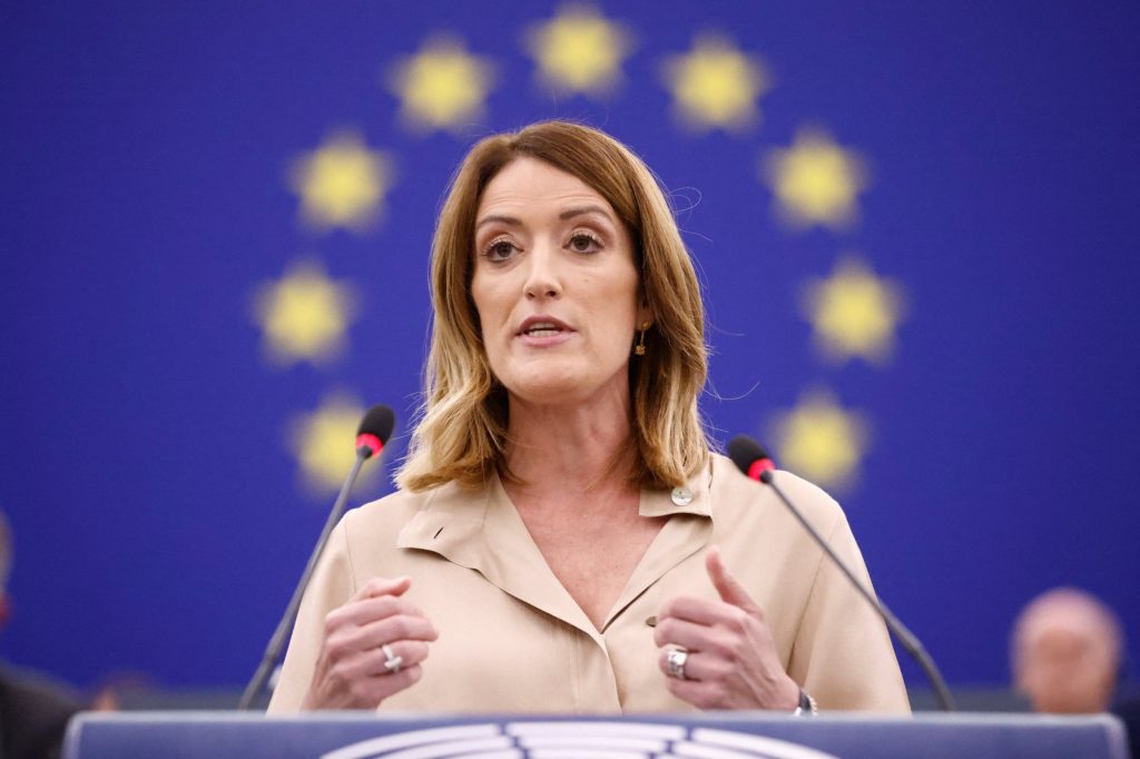 Ρομπέρτα Μέτσολα: Επανεξελέγη πρόεδρος του Ευρωκοινοβουλίου