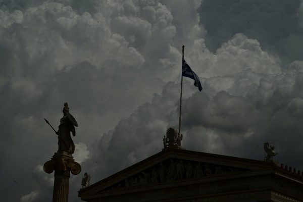 Κακοκαιρία στην Αττική: Φωτιές από κεραυνούς, ισχυρή βροχόπτωση και πλημμύρες