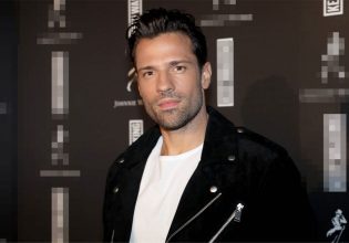 Κωνσταντίνος Αργυρός: Επισκέφθηκε στο νοσοκομείο 13χρονο που τραυματίστηκε σε συναυλία του