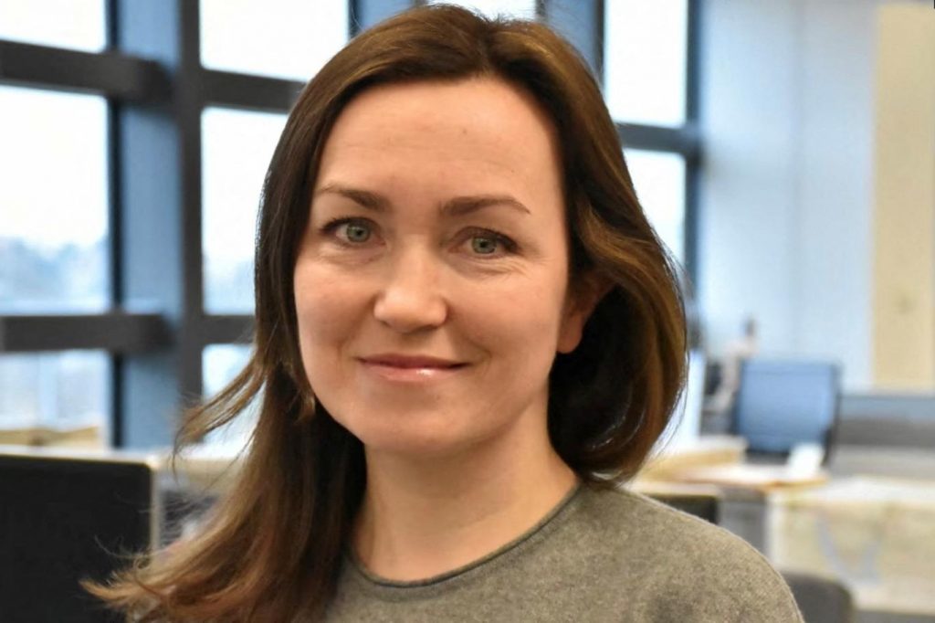 Ρωσία: Η Ρωσοαμερικανίδα δημοσιογράφος Αλσού Κουρμάσεβα καταδικάστηκε σε κάθειρξη εξίμισι ετών