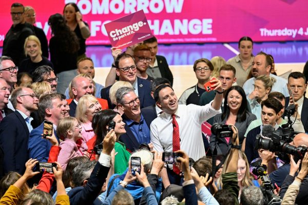Εκλογές Βρετανία: Το δύσκολο «στοίχημα» των Εργατικών και του Κιρ Στάρμερ