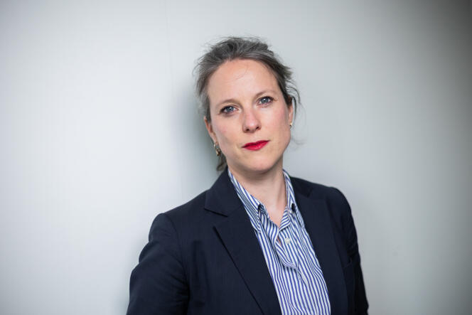 Τη Λουσί Καστέ προτείνει η Αριστερά για πρωθυπουργό της Γαλλίας