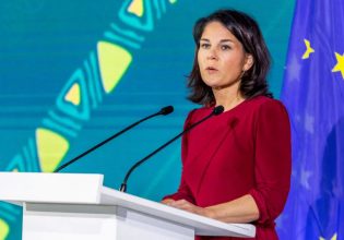 ΕΕ: Η ενότητά της έχει μεγαλύτερη σημασία από «παιχνιδάκια», λέει η Μπέρμποκ καρφώνοντας Ορμπαν