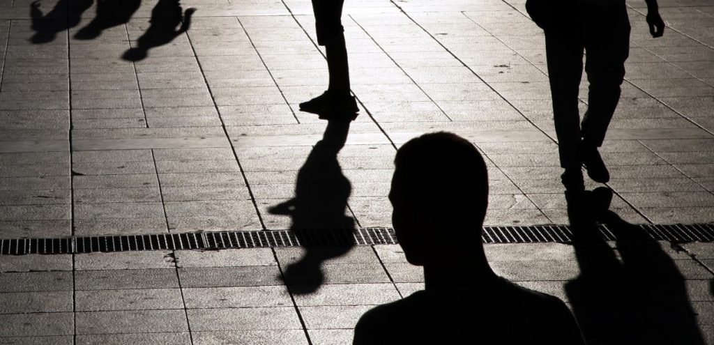 Καζάνι που βράζει ο ΣΥΡΙΖΑ, στη χόβολη η ΝΔ μετά τον Σαμαρά, ο λαός δεν ξέρει πού βρίσκεται και πού πατά με εξαήμερη δουλειά