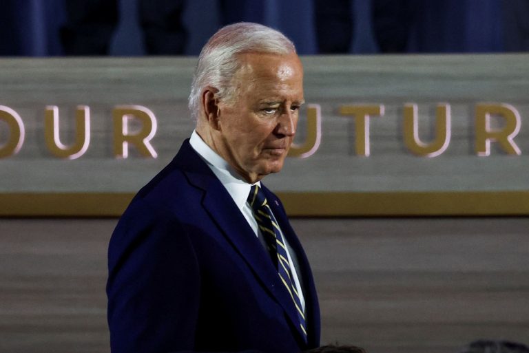 Μπάιντεν: Άλλοι δυο Δημοκρατικοί βουλευτές τον καλούν να αποσυρθεί