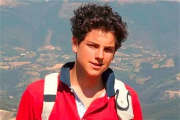 Ποιος είναι ο Carlo Acutis, ο Ιταλός έφηβος που γίνεται άγιος;
