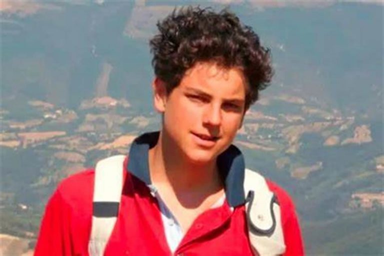 Ποιος είναι ο Carlo Acutis, ο Ιταλός έφηβος που γίνεται άγιος;