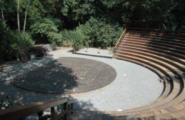 Προκηρύχθηκε ο διαγωνισμός για την ανακατασκευή του θεάτρου «Ρένα Βλαχοπούλου»