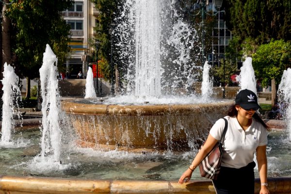 Καιρός – Καύσωνας: Οι 8 περιοχές που θα πιάσουν 43άρια τις επόμενες μέρες – Έως πότε θα διαρκέσει ο καύσωνας