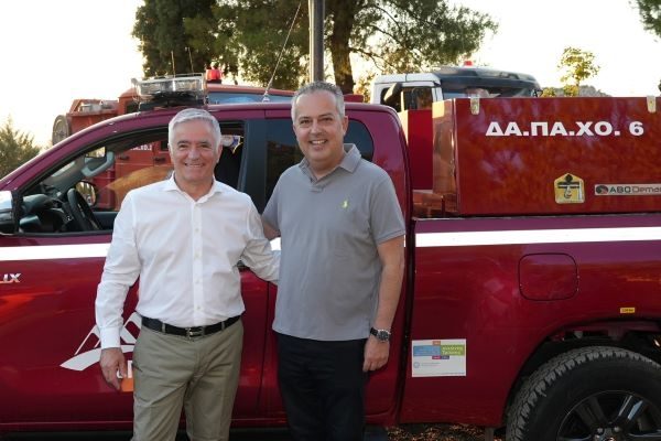 Νέο πυροσβεστικό όχημα προστέθηκε στο Δήμο Παπάγου-Χολαργού