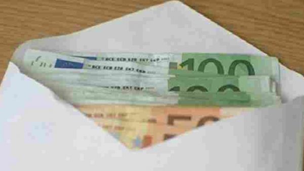 Η επίθεση με σφυρί εναντίον 47χρονου ξεσκέπασε κύκλωμα δωροληψίας στην ΕΤΑΔ