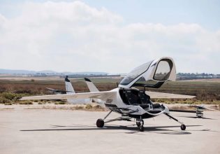 Γαλλία: Η δήμαρχος του Παρισιού προσπαθεί να μπλοκάρει τα ιπτάμενα ταξί