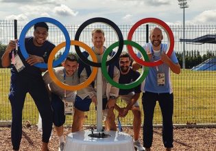 Ολυμπιακοί Αγώνες: Η απίθανη φωτογραφία των Αντετοκούνμπο, Γουόκαπ, Καλάθη, Παπανικολάου και Χουγκάζ