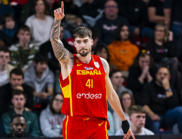 Χάνει τον ημιτελικό του Προολυμπιακού με τη Φινλανδία ο Χουάντσο