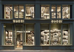 Οι Έλληνες αγαπούν τα πολυτελή ψώνια – Τι εκτιμούν Chanel, Prada, Hermès