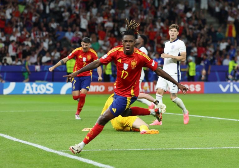 Άνοιξε το σκορ η Ισπανία: Ο Γουίλιαμς νίκησε τον Πίκφορντ (1-0, vid)