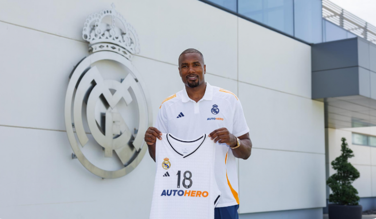 Η Ρεάλ απέκτησε τον Ιμπάκα με μονοετές συμβόλαιο (pic)