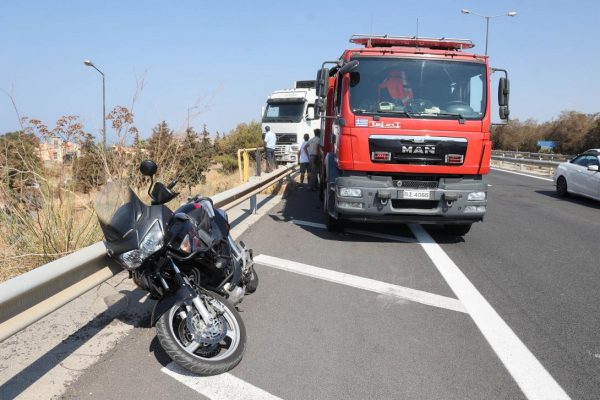 Ηράκλειο: Πρώην αστυνομικός παρασύρθηκε από φορτηγό στον ΒΟΑΚ – Είχε σταματήσει λόγω αδιαθεσίας