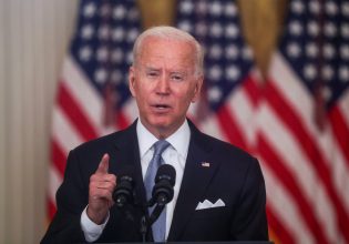 Γάζα: Ο Μπάιντεν υπόσχεται ότι θα «συνεχίσει να εργάζεται για να τερματιστεί ο πόλεμος»