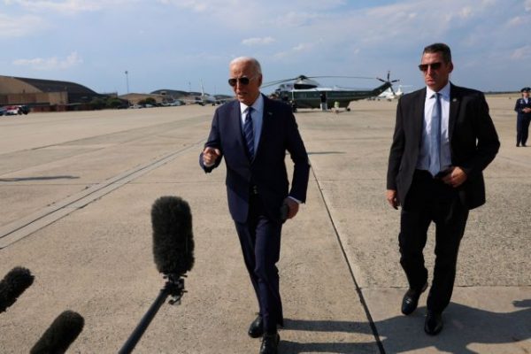 Μπάιντεν: Επικρίνει τον υποψήφιο αντιπρόεδρο του Τραμπ και τα «μεγάλα λόγια» του