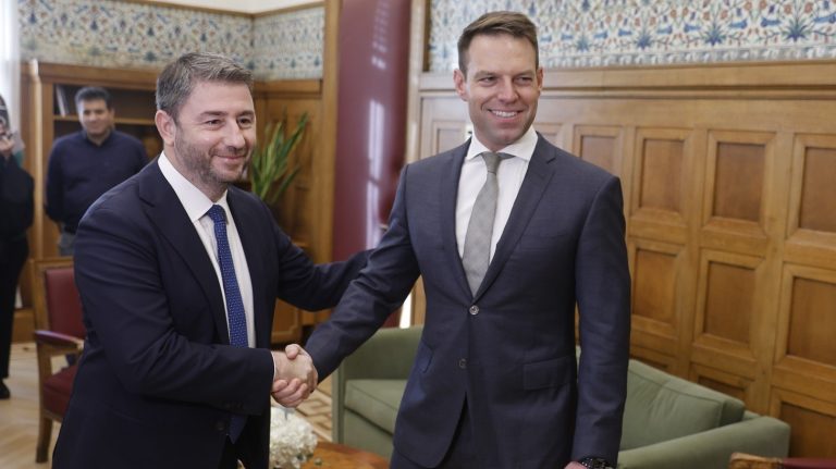 «Θετική η επικοινωνία Κασσελάκη – Ανδρουλάκη»: Σπίρτζης, Ζαχαριάδης επικροτούν την πρωτοβουλία