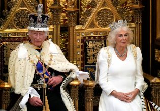 Όταν ο βασιλιάς Κάρολος χάνει την ψυχραιμία του – Και δεν είναι λίγες