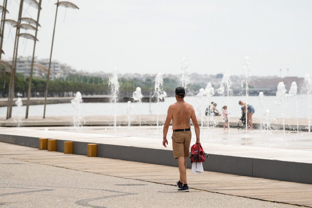 Σπάνε όλα τα ρεκόρ με τις υψηλές θερμοκρασίες – Θερμότερος ο φετινός Ιούνιος