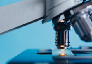 Κορoνοϊός ή κλιματική αλλαγή: Όταν οι επιστήμονες βρίσκονται στο στόχαστρο