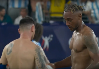 Πρώην παίκτης του Παναιτωλικού αντάλλαξε φανέλα με τον Μέσι μετά τον ημιτελικό Αργεντινή-Καναδάς (vid)