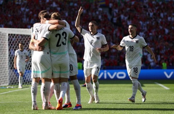 Οι ενδεκάδες της αναμέτρησης Αυστρίας – Τουρκίας (pic)