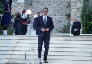 Μητσοτάκης: Αντίστροφη μέτρηση για τις αλλαγές γενικών γραμματέων στα υπουργεία