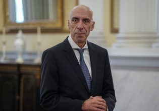 Γιάννης Μπρατάκος: Έθεσε υποψηφιότητα για πρόεδρος του ΕΒΕΑ