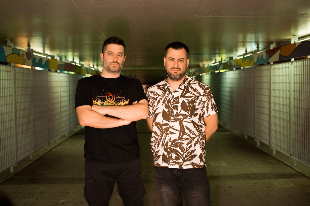 Pan Pan: Ο πολυεπίπεδος καλλιτέχνης, που κάνει μουσική και σκίτσα όσα έχει στην ψυχή του